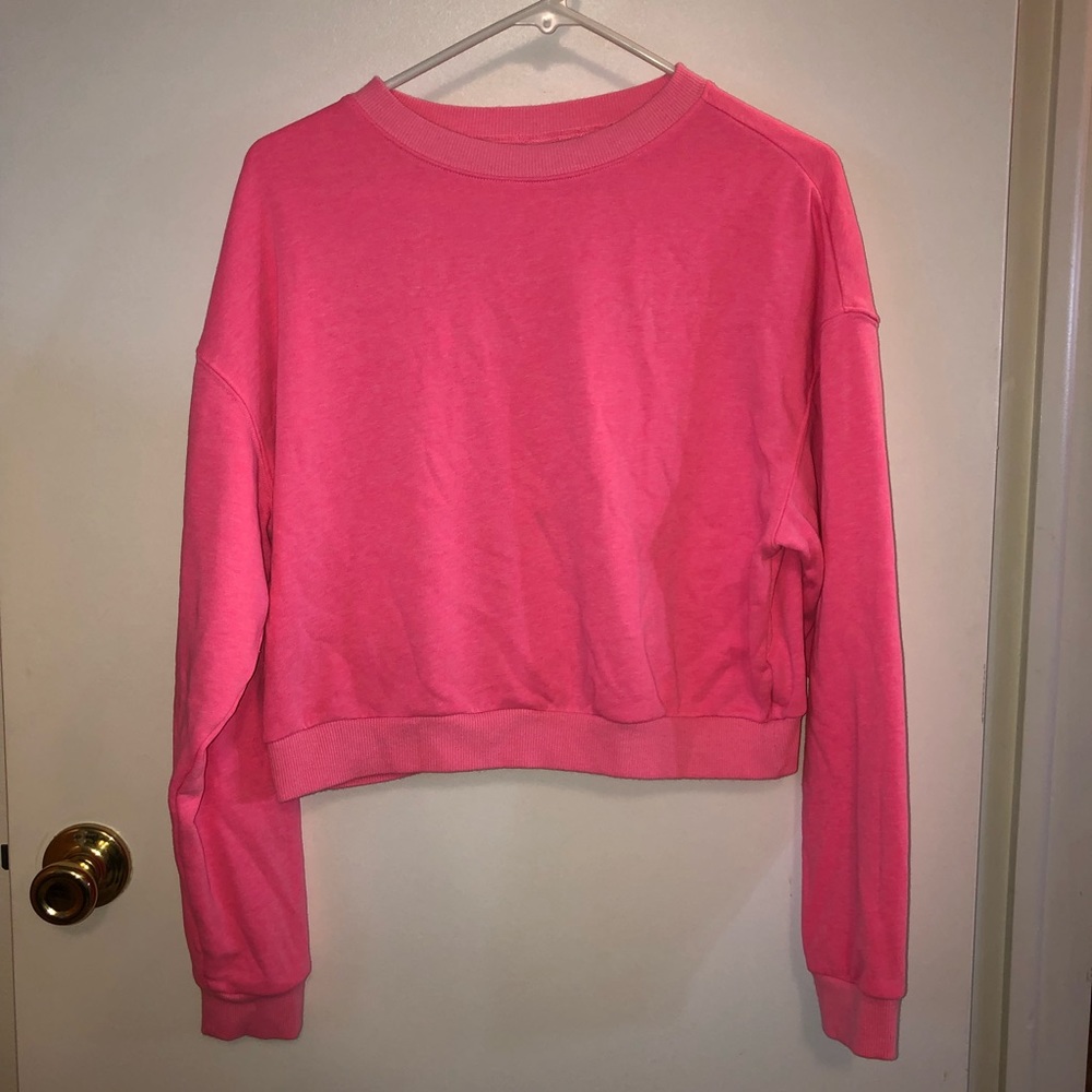 Divided H&M Sm Pink Semi-Half Cropped Sweatshirt